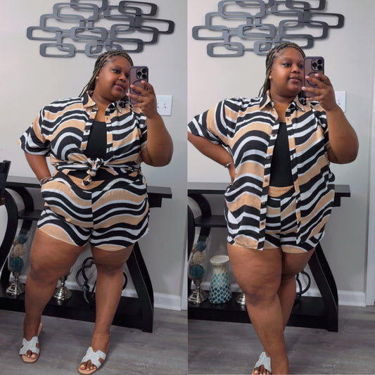 “WEEKEND ESCAPE” short set